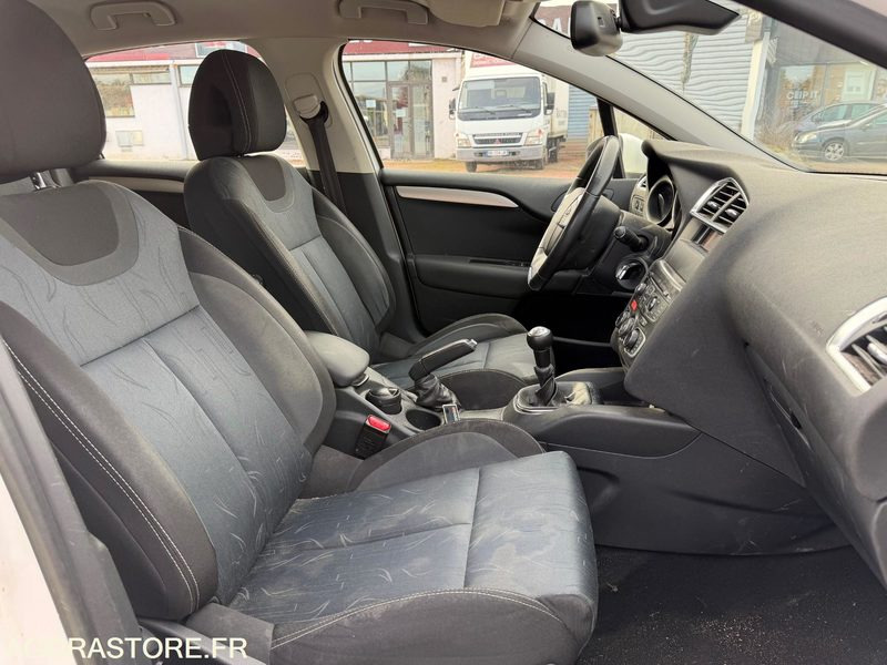 Citroën C4 - Легковой автомобиль: фото 5 Citroën C4 - Легковой автомобиль: фото 5
