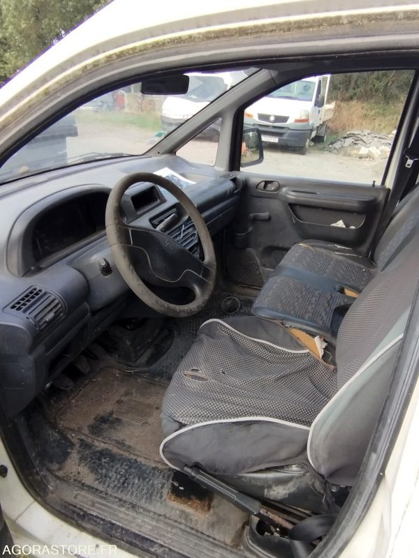 Citroen Jumpy 225655kms 1996 - Легковой фургон: фото 3 Citroen Jumpy 225655kms 1996 - Легковой фургон: фото 3