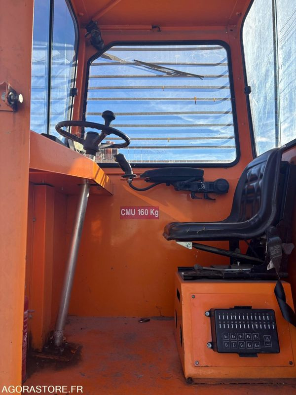 Compacteur à rouleau - Строительное оборудование: фото 2 Compacteur à rouleau - Строительное оборудование: фото 2