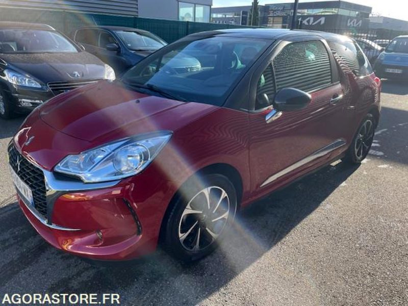 DS3SOCHIC PT 110cv. 11/2016. 107150 KM - Легковой автомобиль: фото 1 DS3SOCHIC PT 110cv. 11/2016. 107150 KM - Легковой автомобиль: фото 1