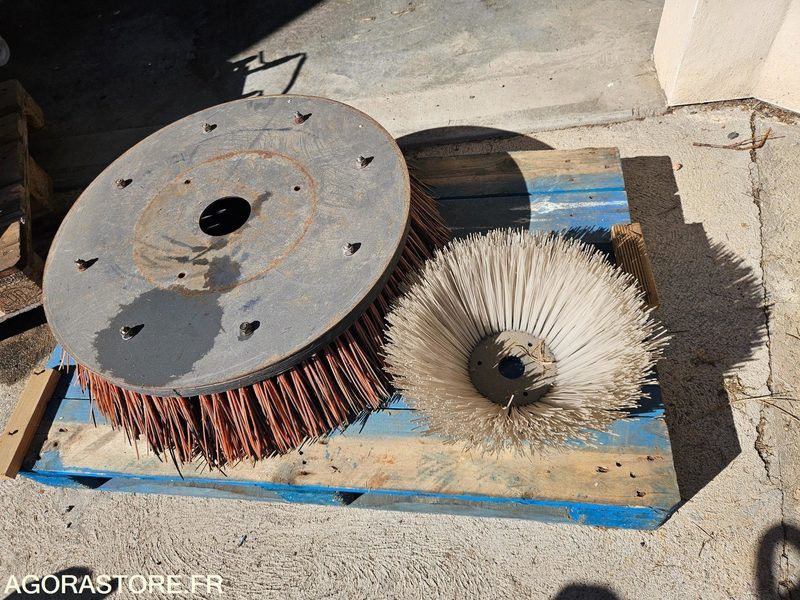 Désherbeur mécanique porté - GECKO - Садовое оборудование: фото 4 Désherbeur mécanique porté - GECKO - Садовое оборудование: фото 4