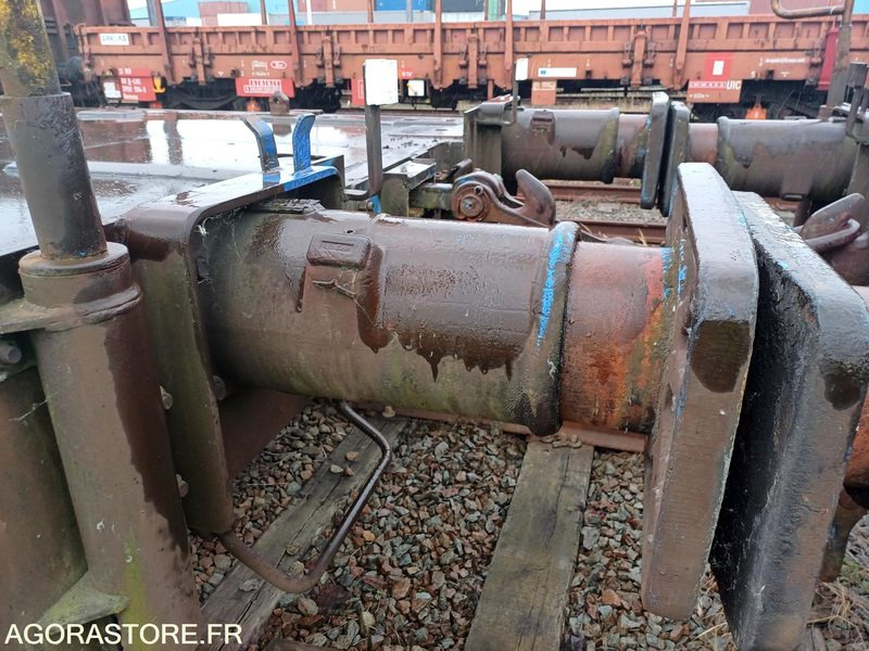 Wagon plat intermodal type Sggnss – modèle 6432B0-4, 72 pieds - 2004 (ref 1488) - Другая техника: фото 5 Wagon plat intermodal type Sggnss – modèle 6432B0-4, 72 pieds - 2004 (ref 1488) - Другая техника: фото 5