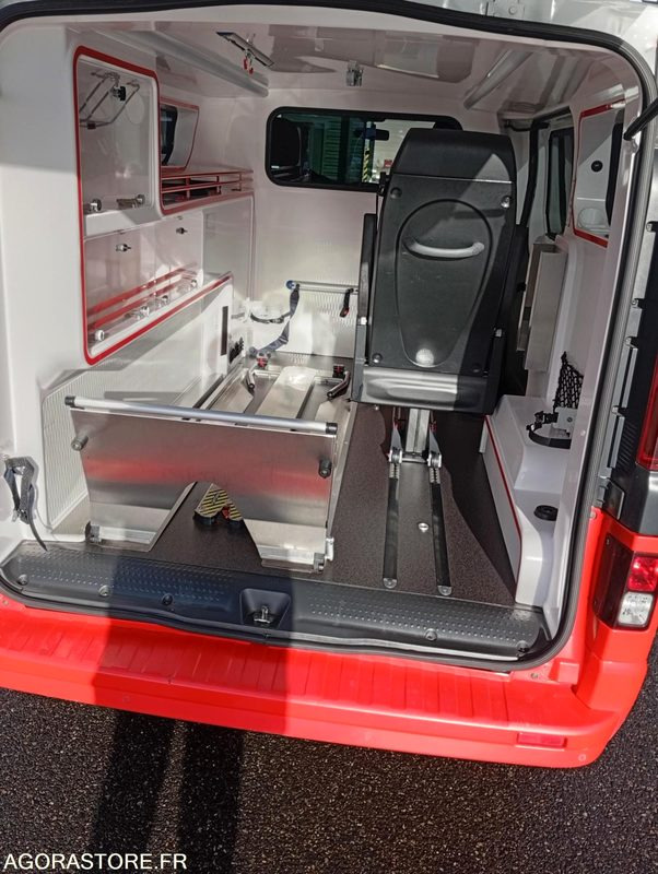 EY-676-MY - Non Roulant - RENAULT TRAFIC - VASP - 321 000 Kms - Машина скорой помощи: фото 5 EY-676-MY - Non Roulant - RENAULT TRAFIC - VASP - 321 000 Kms - Машина скорой помощи: фото 5