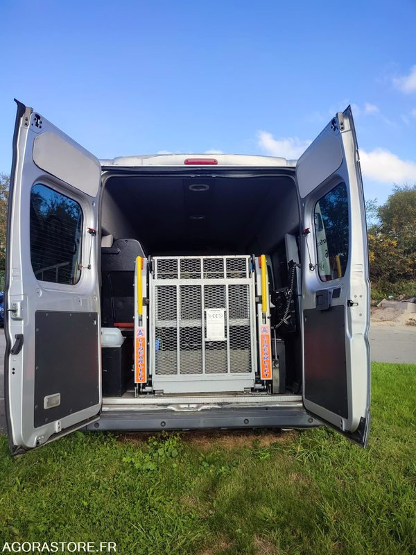 FIAT DUCATO TPMR - Roulant - 2009  (91 120 km) - Цельнометаллический фургон: фото 2 FIAT DUCATO TPMR - Roulant - 2009  (91 120 km) - Цельнометаллический фургон: фото 2