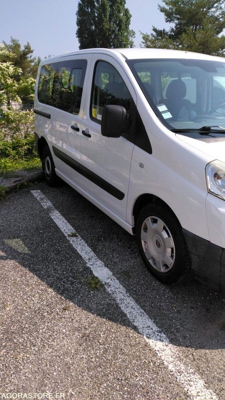 FIAT SCUDO 9 PLACES 51912 kms 2007 - Микроавтобус, Пассажирский фургон: фото 3 FIAT SCUDO 9 PLACES 51912 kms 2007 - Микроавтобус, Пассажирский фургон: фото 3