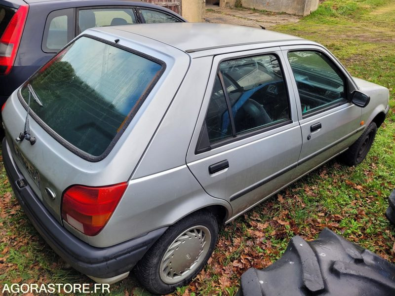 FORD FIESTA 1.3 - Легковой автомобиль: фото 3 FORD FIESTA 1.3 - Легковой автомобиль: фото 3