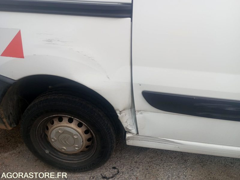 FOURGON CITROEN JUMPY DD-295-AM - Цельнометаллический фургон: фото 3 FOURGON CITROEN JUMPY DD-295-AM - Цельнометаллический фургон: фото 3