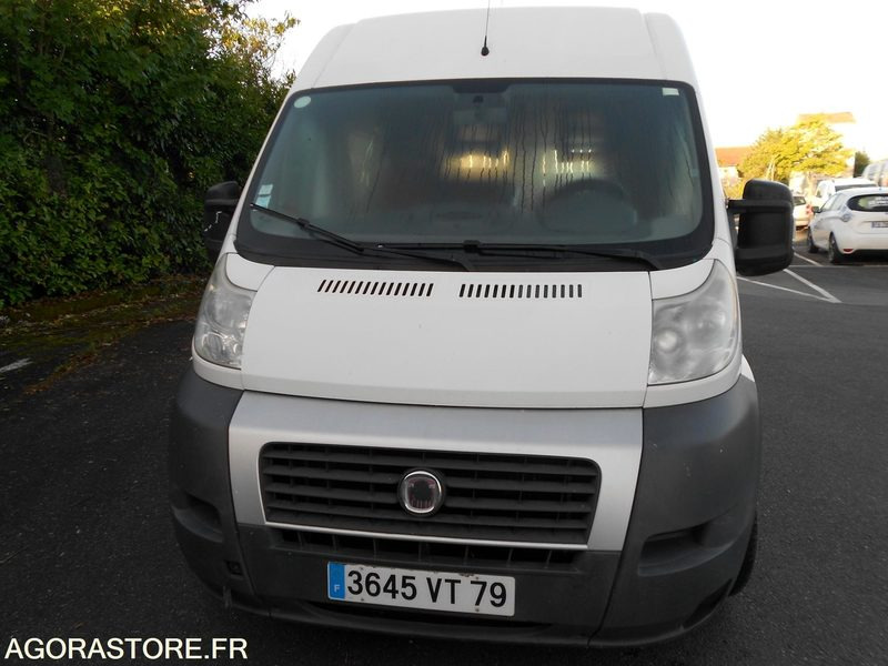 FOURGON FIAT DUCATO - Цельнометаллический фургон: фото 1 FOURGON FIAT DUCATO - Цельнометаллический фургон: фото 1