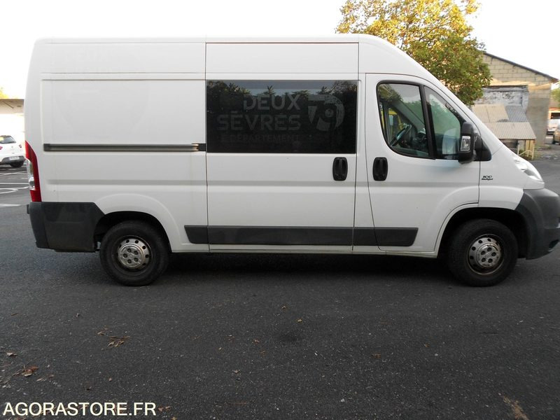 FOURGON FIAT DUCATO - Цельнометаллический фургон: фото 4 FOURGON FIAT DUCATO - Цельнометаллический фургон: фото 4