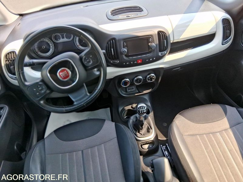 Fiat 500 L GNV POPSTAR MINISPACE DE 2016 - Легковой автомобиль: фото 4 Fiat 500 L GNV POPSTAR MINISPACE DE 2016 - Легковой автомобиль: фото 4