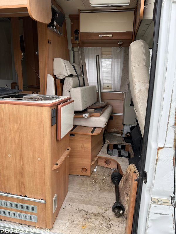Fiat Ducato, camping-car - 2017 - 62000km - accidenté - Кастенваген: фото 4 Fiat Ducato, camping-car - 2017 - 62000km - accidenté - Кастенваген: фото 4