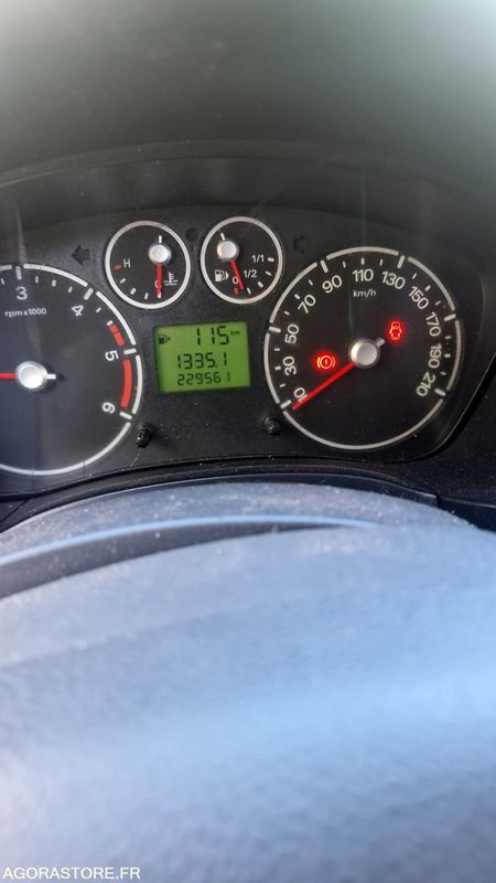 Ford transit connect 1.8 tdci - 229869 kms - 2012 - Легковой фургон: фото 5 Ford transit connect 1.8 tdci - 229869 kms - 2012 - Легковой фургон: фото 5