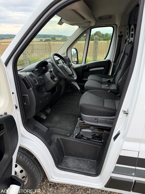 Fiat Ducato L3H2 jtd - 2021 - 74500km - TRES BON ETAT - Фургон: фото 3 Fiat Ducato L3H2 jtd - 2021 - 74500km - TRES BON ETAT - Фургон: фото 3
