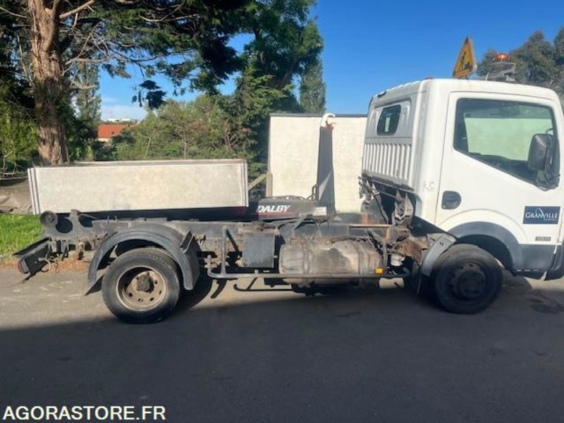 NISSAN CABSTAR - Фургон: фото 2 NISSAN CABSTAR - Фургон: фото 2