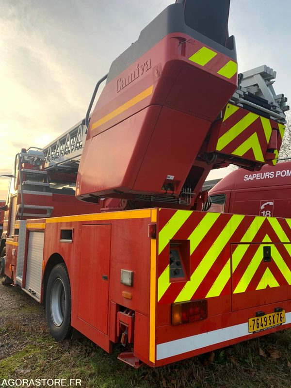 EPS24 IVECO 120E18 RIFFAUD 7649SX76 - Грузовик: фото 4 EPS24 IVECO 120E18 RIFFAUD 7649SX76 - Грузовик: фото 4