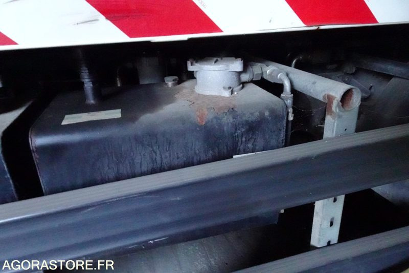 Грузовик Mitsubishi Fuso Bluetec 5: фото 7 Грузовик Mitsubishi Fuso Bluetec 5: фото 7