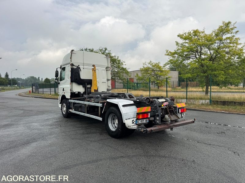 Porteur DAF CF460 19T Ampliroll GUIMA - 2009 - 801000km - Грузовик: фото 4 Porteur DAF CF460 19T Ampliroll GUIMA - 2009 - 801000km - Грузовик: фото 4