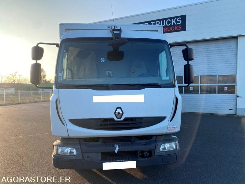 RENAULT-MIDLUM 180-BRASSEUR-12T-2014-334188KM - Грузовик: фото 2 RENAULT-MIDLUM 180-BRASSEUR-12T-2014-334188KM - Грузовик: фото 2