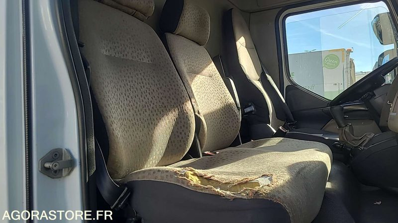 Renault Midlum - 2009 - 89636kms - AC796HH - Грузовик: фото 4 Renault Midlum - 2009 - 89636kms - AC796HH - Грузовик: фото 4