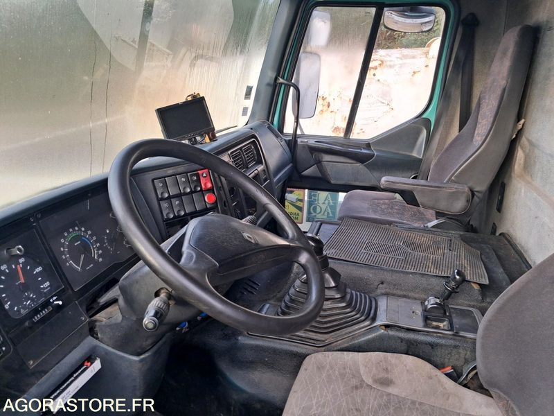 Hydrocureur Huwer/Renault 19T CP085NW (VENTE UNIQUEMENT EXPORT) - Ассенизатор: фото 2 Hydrocureur Huwer/Renault 19T CP085NW (VENTE UNIQUEMENT EXPORT) - Ассенизатор: фото 2