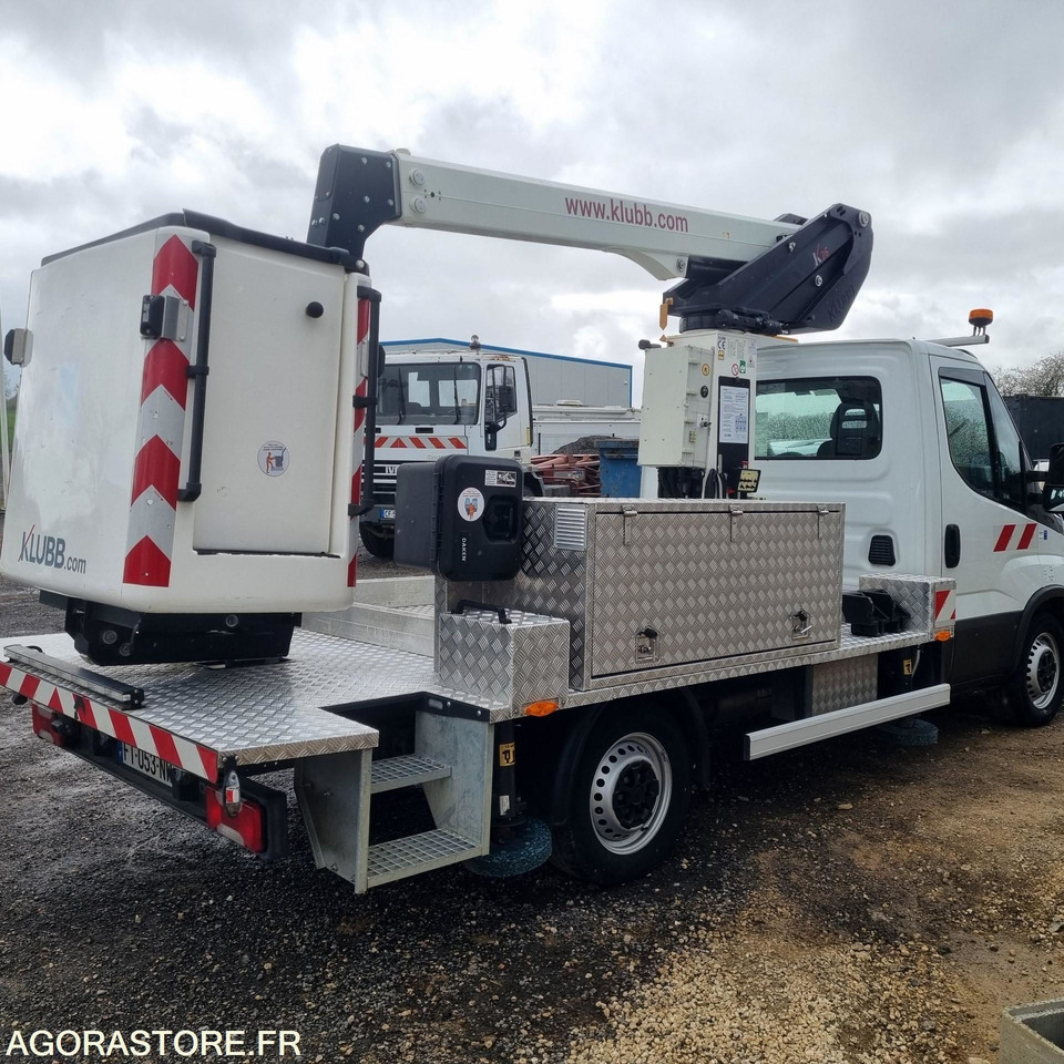 IVECO - 35S16 NACELLE - 2020 / 32000 KM / CT OK - Цельнометаллический фургон: фото 3 IVECO - 35S16 NACELLE - 2020 / 32000 KM / CT OK - Цельнометаллический фургон: фото 3