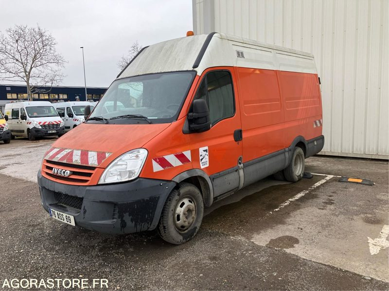 IVECO - 50C15 - 2007 / 332349 KM (P2001860) - Цельнометаллический фургон: фото 2 IVECO - 50C15 - 2007 / 332349 KM (P2001860) - Цельнометаллический фургон: фото 2