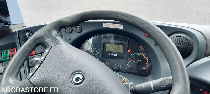 IVECO BUS CROSSWAY LOW ENTRY N°103095 - Школьный автобус: фото 4 IVECO BUS CROSSWAY LOW ENTRY N°103095 - Школьный автобус: фото 4