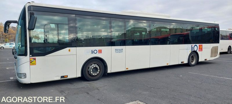 IVECO BUS CROSSWAY LOW ENTRY N°103095 - Школьный автобус: фото 3 IVECO BUS CROSSWAY LOW ENTRY N°103095 - Школьный автобус: фото 3