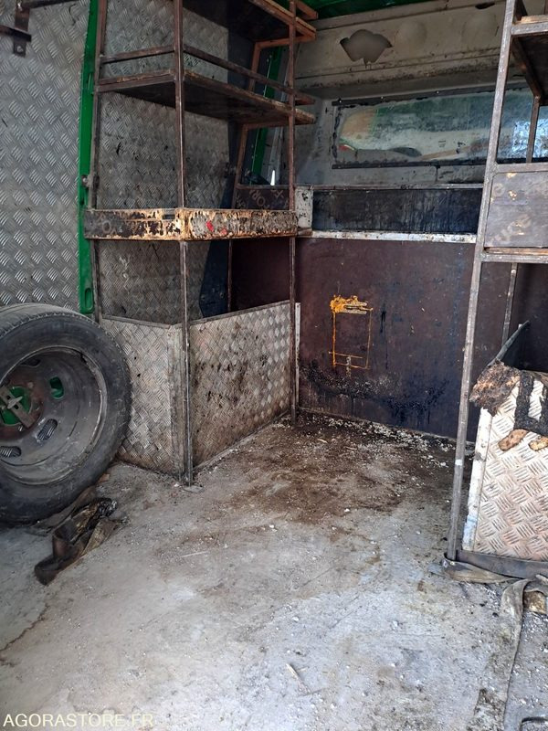 IVECO Daily 35C12 - 2008 - 168450 KM - P1507313 - Цельнометаллический фургон: фото 5 IVECO Daily 35C12 - 2008 - 168450 KM - P1507313 - Цельнометаллический фургон: фото 5