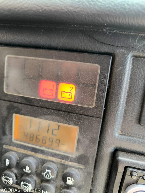 IVECO IRISBUS - 2005 - 486899km - 63 places - Школьный автобус: фото 5 IVECO IRISBUS - 2005 - 486899km - 63 places - Школьный автобус: фото 5