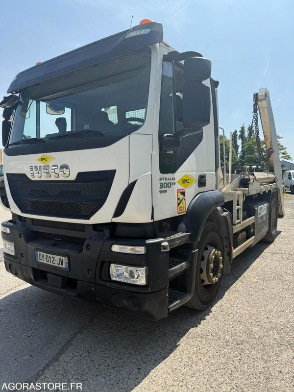 IVECO STRALIS MULTIBENNE 4x2 - 2015 / 61000KM - Портальный бункеровоз: фото 2 IVECO STRALIS MULTIBENNE 4x2 - 2015 / 61000KM - Портальный бункеровоз: фото 2