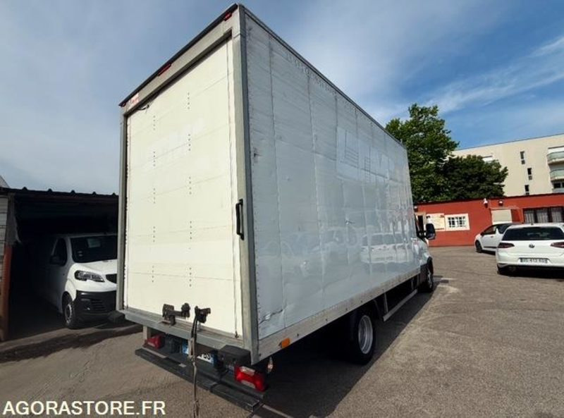 Iveco DAILY CCB - 2020 - 295 000km - Цельнометаллический фургон: фото 5 Iveco DAILY CCB - 2020 - 295 000km - Цельнометаллический фургон: фото 5