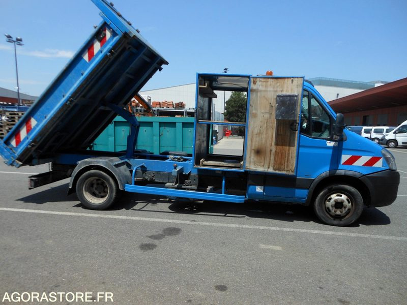 Малотоннажный самосвал Iveco Daily 35C15 3.0 litres 146cv tri benne: фото 8