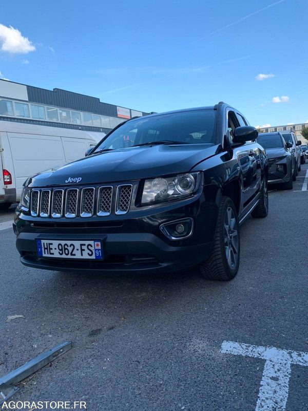 JEEP COMPASS LIMITED 2014 102852KM - Внедорожник: фото 4 JEEP COMPASS LIMITED 2014 102852KM - Внедорожник: фото 4