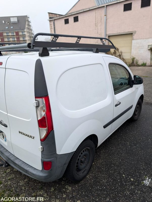 KANGOO de 2013 avec galerie toit et attache remorque - 75 CV - 81 502 KM - Легковой фургон: фото 4 KANGOO de 2013 avec galerie toit et attache remorque - 75 CV - 81 502 KM - Легковой фургон: фото 4