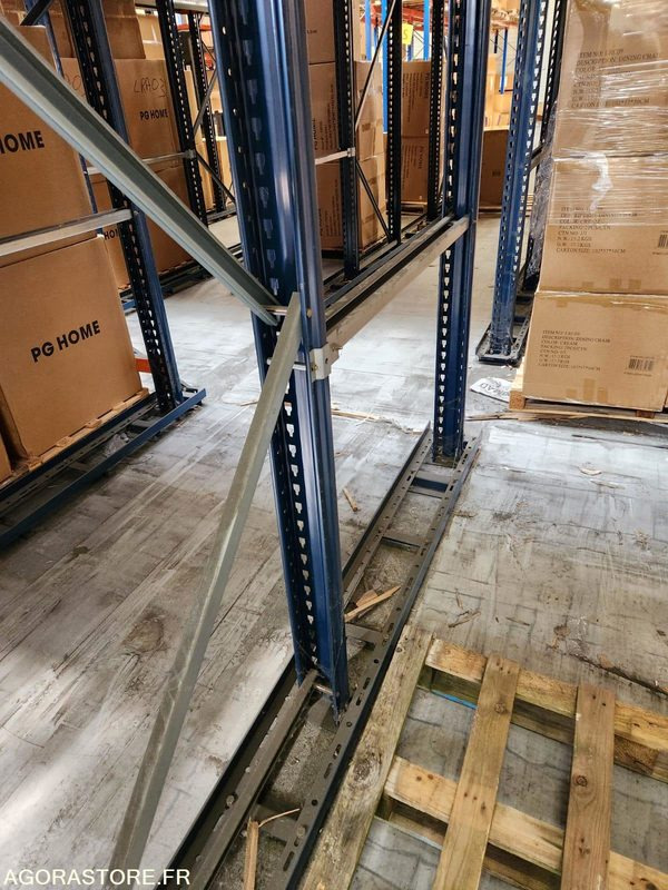 LOT DE 17 TRAVERSES MECALUX : 306 palettes EURO - Инструмент/ Оборудование: фото 4 LOT DE 17 TRAVERSES MECALUX : 306 palettes EURO - Инструмент/ Оборудование: фото 4