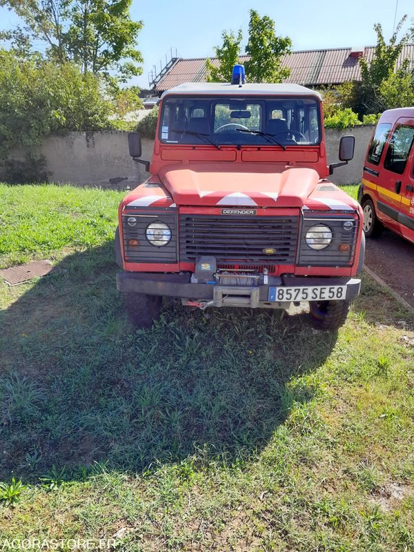 Land Rover Defender - 2005 - 120713kms - 8575SE58 - Внедорожник: фото 1 Land Rover Defender - 2005 - 120713kms - 8575SE58 - Внедорожник: фото 1
