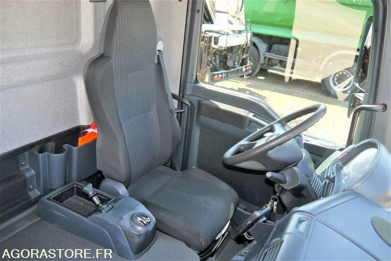 MAN TGL 7.150 ANNEE 2011- 7.5T - 385 000 KMS - Грузовик с закрытым кузовом: фото 5 MAN TGL 7.150 ANNEE 2011- 7.5T - 385 000 KMS - Грузовик с закрытым кузовом: фото 5