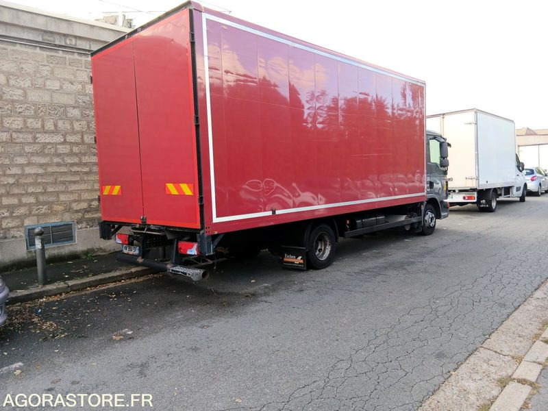MAN TGL 7.150 ANNEE 2011- 7.5T - 385 000 KMS - Грузовик с закрытым кузовом: фото 3 MAN TGL 7.150 ANNEE 2011- 7.5T - 385 000 KMS - Грузовик с закрытым кузовом: фото 3
