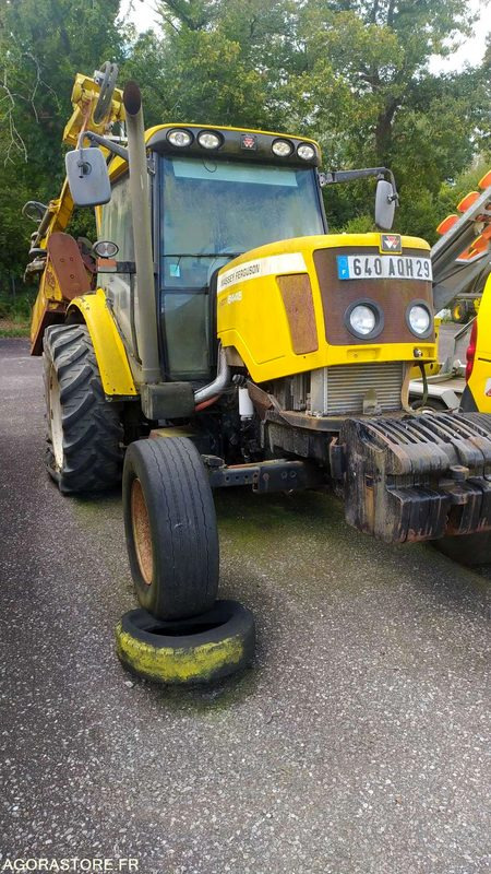 MASSEY FERGUSSIN 6445 DYNA-6 - 2008 - 6022kms - Трактор: фото 1 MASSEY FERGUSSIN 6445 DYNA-6 - 2008 - 6022kms - Трактор: фото 1