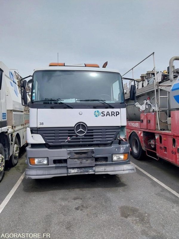 MERCEDES Actros HUWER 2004 (250 000Km) NON ROULANT EXPORT UNIQUEMENT - Ассенизатор: фото 1 MERCEDES Actros HUWER 2004 (250 000Km) NON ROULANT EXPORT UNIQUEMENT - Ассенизатор: фото 1