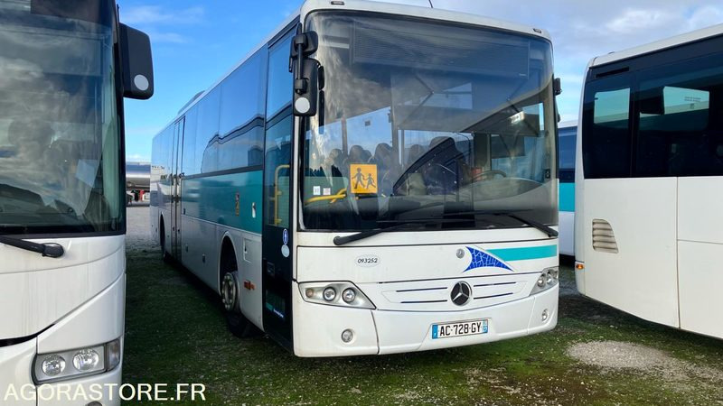 MERCEDES INTOURO N°093252 - Школьный автобус: фото 1 MERCEDES INTOURO N°093252 - Школьный автобус: фото 1