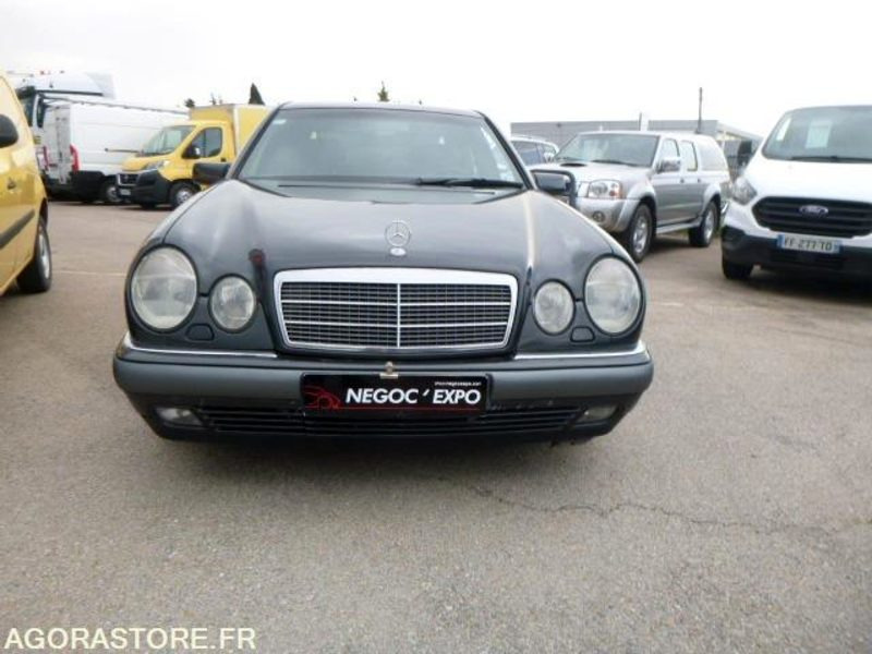 MERCEDES classe E 420 v8 W210 - 1996 - immatriculation espagnole vente pour pro - Легковой автомобиль: фото 3 MERCEDES classe E 420 v8 W210 - 1996 - immatriculation espagnole vente pour pro - Легковой автомобиль: фото 3