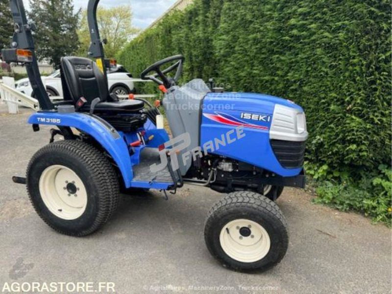 MICROTRACTEUR ISEKI 3185 16CV BOITE MECA ROUES GAZON CARTE GRISE - Трактор: фото 1 MICROTRACTEUR ISEKI 3185 16CV BOITE MECA ROUES GAZON CARTE GRISE - Трактор: фото 1