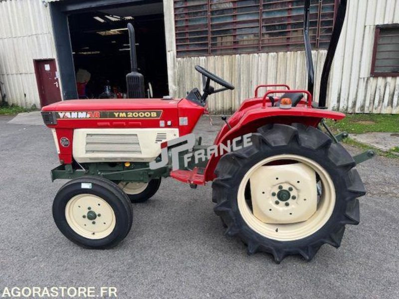 MICROTRACTEUR YANMAR 20CV 2 CYLINDRES 1150CM3 D'OCCASION 2RM TRES BON ETAT 810H - Трактор: фото 2 MICROTRACTEUR YANMAR 20CV 2 CYLINDRES 1150CM3 D'OCCASION 2RM TRES BON ETAT 810H - Трактор: фото 2