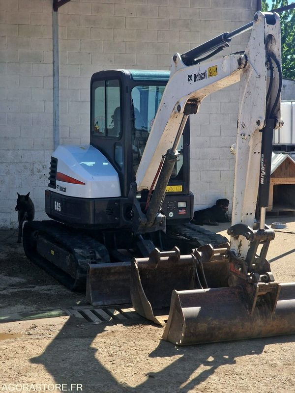 MINI PELLE SUR CHENILLE CAOUTCHOUC BOBCAT 5T E45 AVEC 3 GODETS - 2017 - 1715h - Мини-экскаватор: фото 2 MINI PELLE SUR CHENILLE CAOUTCHOUC BOBCAT 5T E45 AVEC 3 GODETS - 2017 - 1715h - Мини-экскаватор: фото 2