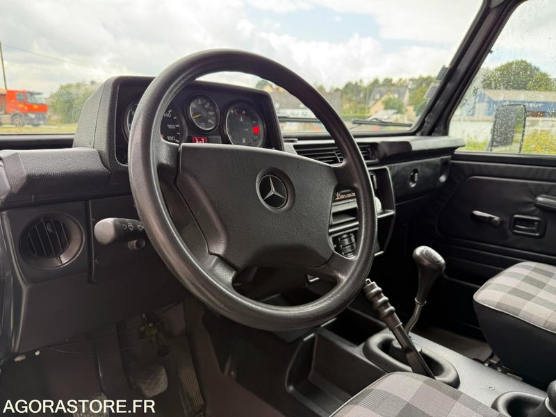 Mercedes Benz Classe G G290 (version court) 4x4 1995 - 231500 km - - Внедорожник: фото 4 Mercedes Benz Classe G G290 (version court) 4x4 1995 - 231500 km - - Внедорожник: фото 4