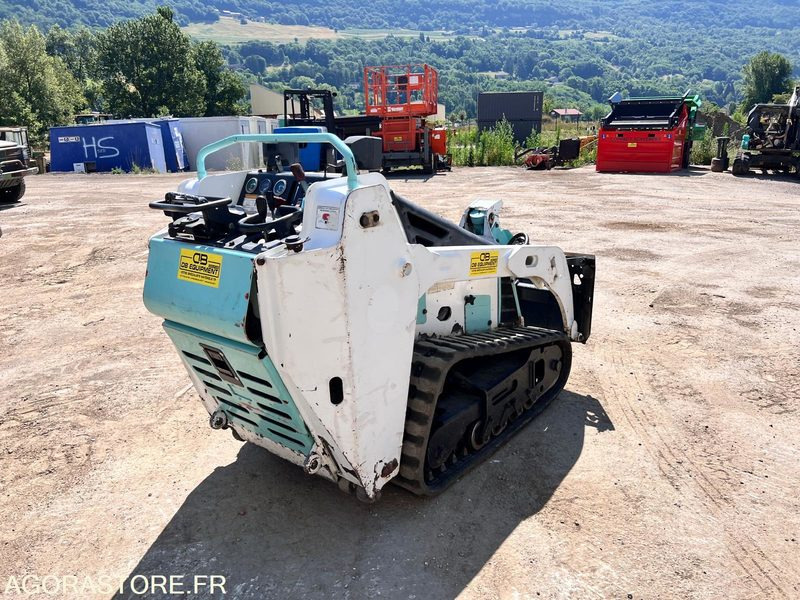 Mini-chargeuseà chenilles Bobcat MT55 - Гусеничный мини-погрузчик: фото 4 Mini-chargeuseà chenilles Bobcat MT55 - Гусеничный мини-погрузчик: фото 4