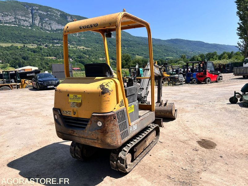 Mini-pelle Volvo EC15 B XT 1,5T - Année 2004 - 2290 heures - Мини-экскаватор: фото 3 Mini-pelle Volvo EC15 B XT 1,5T - Année 2004 - 2290 heures - Мини-экскаватор: фото 3