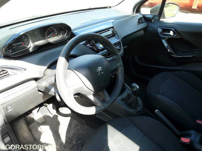 PEUGEOT 208 DX190CZ - Легковой автомобиль: фото 5 PEUGEOT 208 DX190CZ - Легковой автомобиль: фото 5